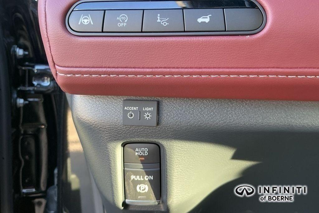 new 2026 INFINITI QX80 car, priced at $110,775