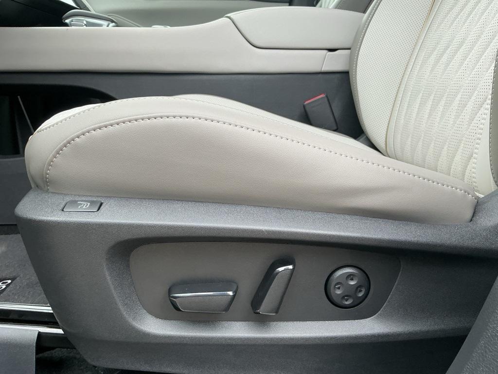 new 2026 INFINITI QX60 car, priced at $70,205