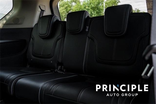 new 2025 INFINITI QX80 car, priced at $100,640
