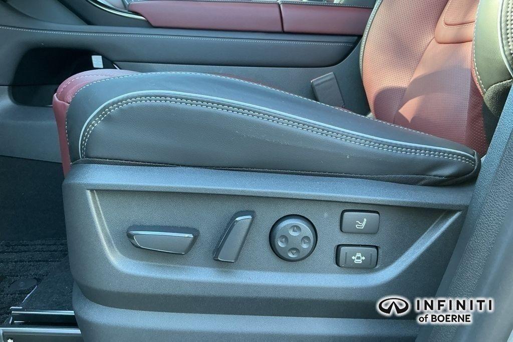 new 2026 INFINITI QX80 car, priced at $111,775