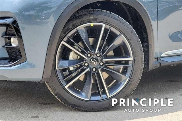 new 2025 INFINITI QX55 car, priced at $58,987
