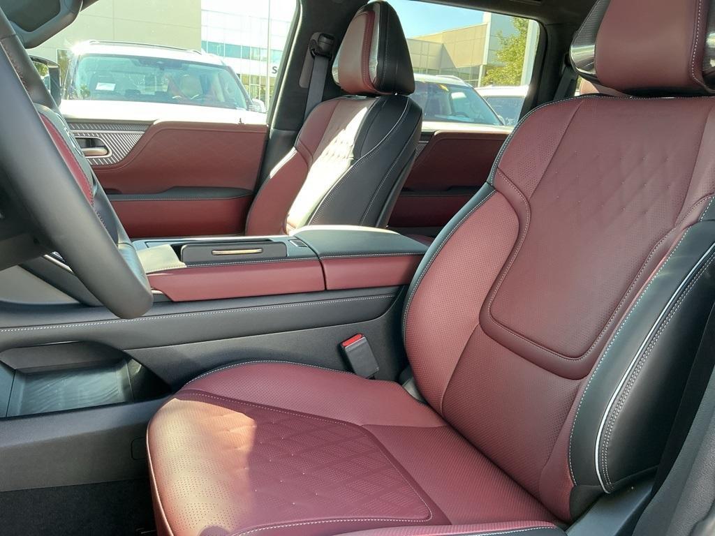 new 2026 INFINITI QX80 car, priced at $110,980