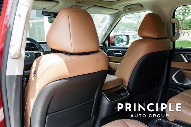 new 2025 INFINITI QX80 car, priced at $102,640