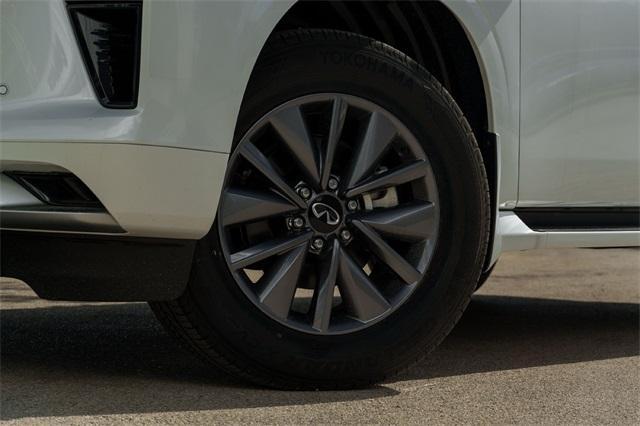 new 2025 INFINITI QX80 car, priced at $77,440
