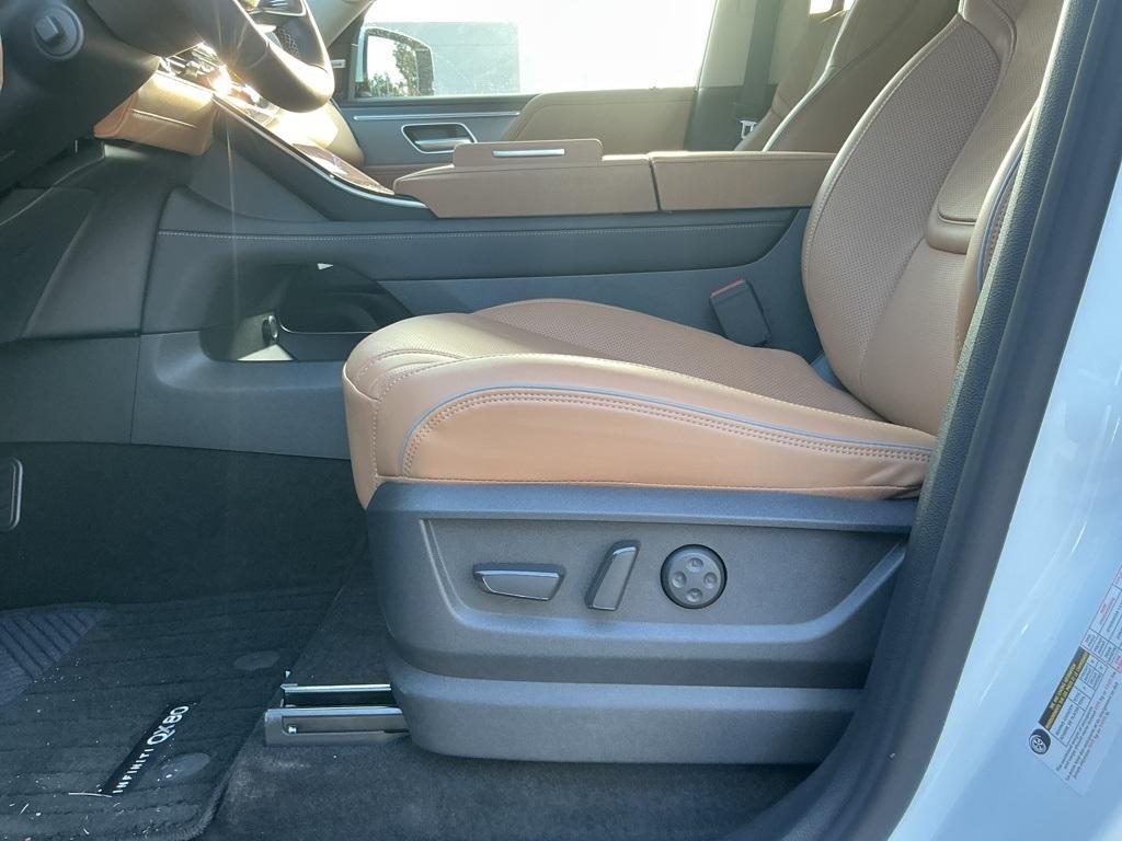 new 2026 INFINITI QX80 car, priced at $91,480