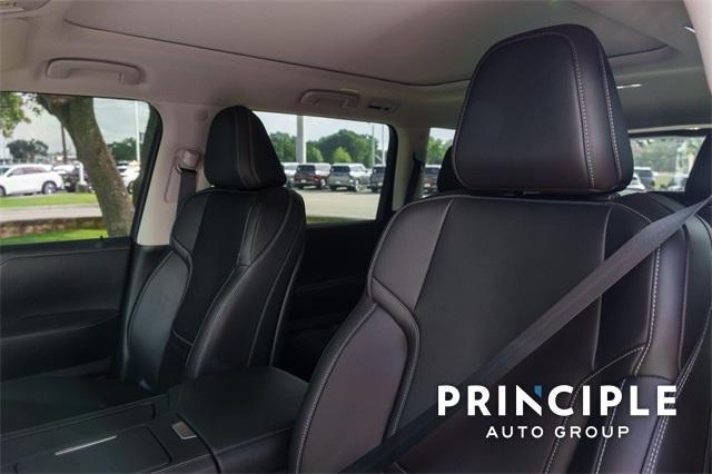 new 2025 INFINITI QX80 car, priced at $77,755