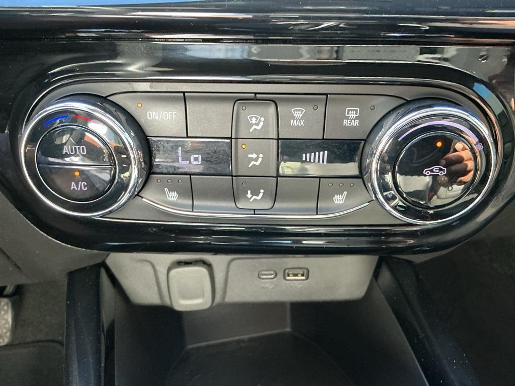 used 2024 Chevrolet Trax car, priced at $21,148