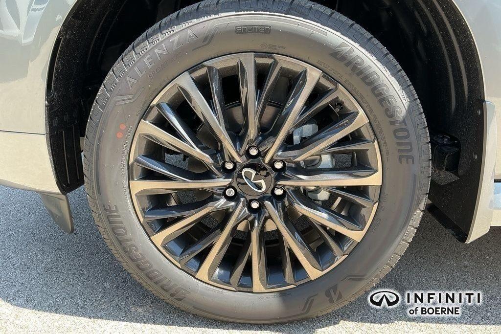 new 2026 INFINITI QX80 car, priced at $103,765