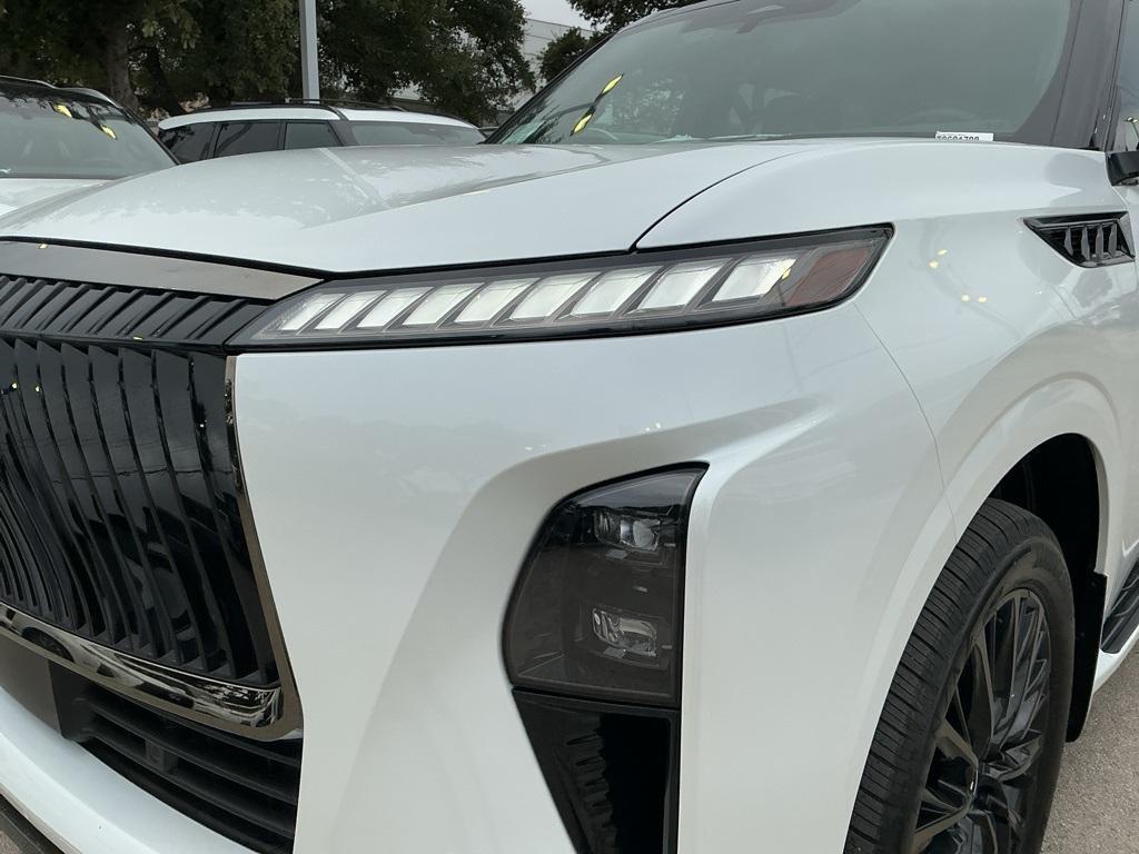 new 2026 INFINITI QX80 car, priced at $111,980