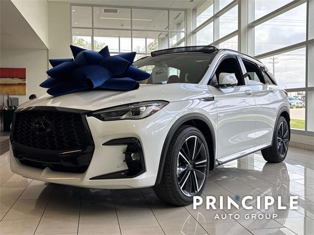 new 2025 INFINITI QX50 car, priced at $55,580