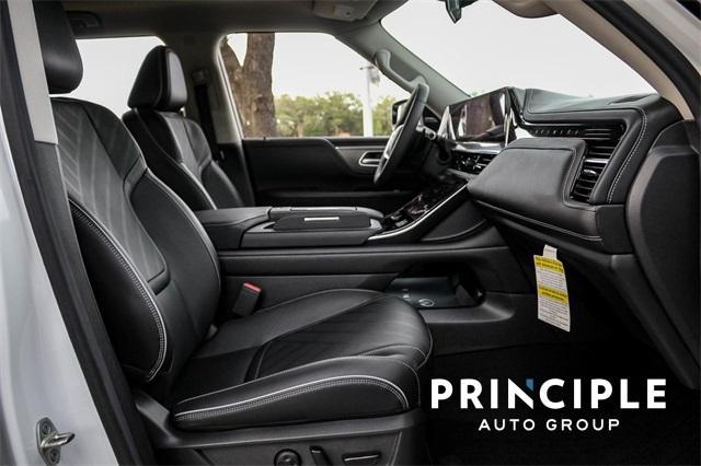 new 2025 INFINITI QX80 car, priced at $88,100