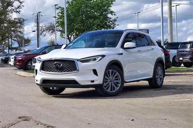 new 2025 INFINITI QX50 car, priced at $39,954