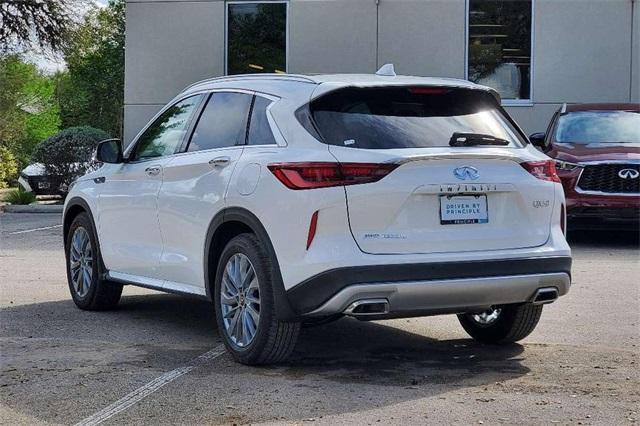 new 2025 INFINITI QX50 car, priced at $39,954
