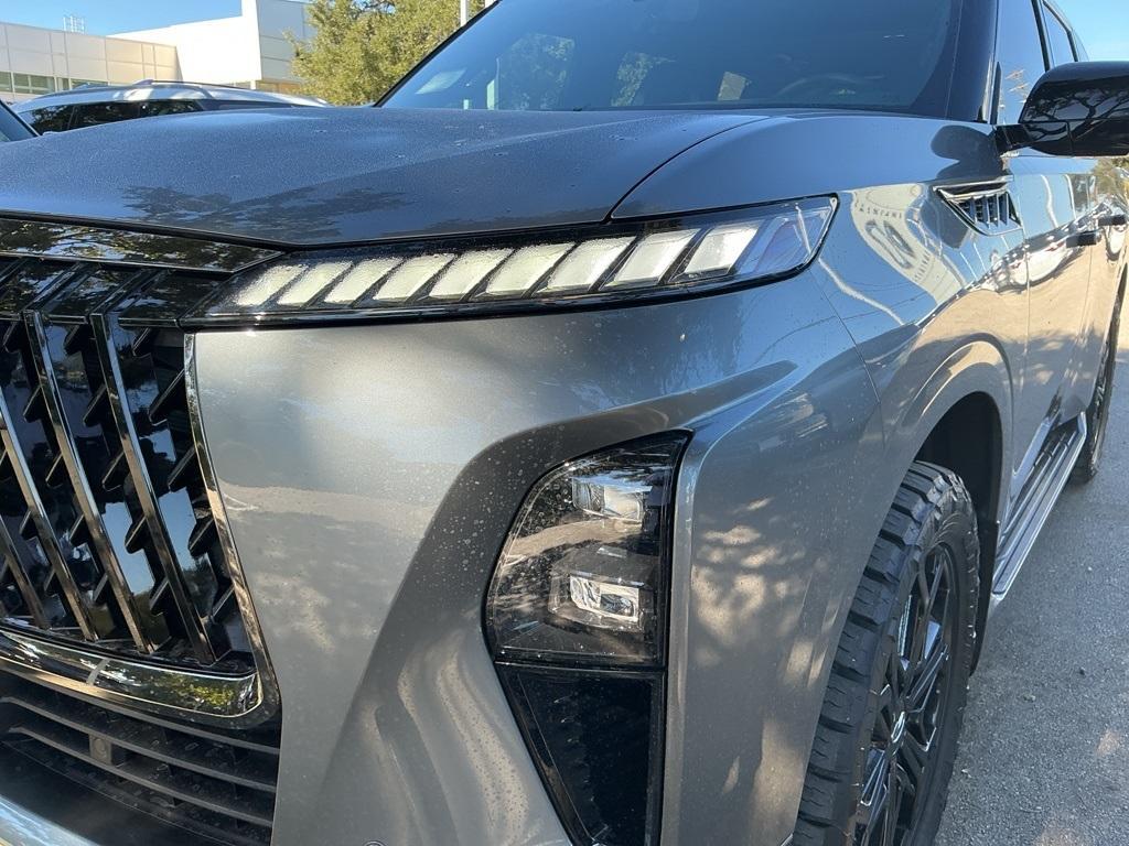 new 2026 INFINITI QX80 car, priced at $97,320