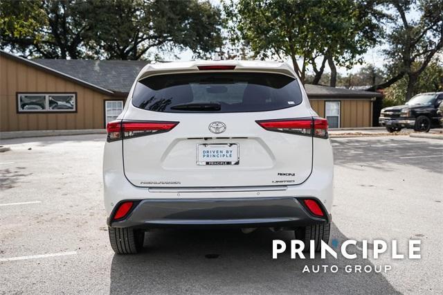 used 2020 Toyota Highlander car, priced at $29,997