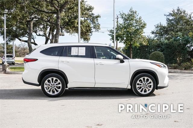 used 2020 Toyota Highlander car, priced at $29,997