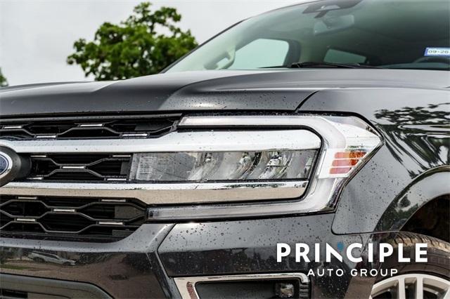 used 2024 Ford Expedition car, priced at $62,908