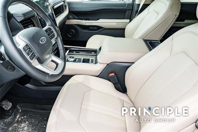 used 2024 Ford Expedition car, priced at $62,908
