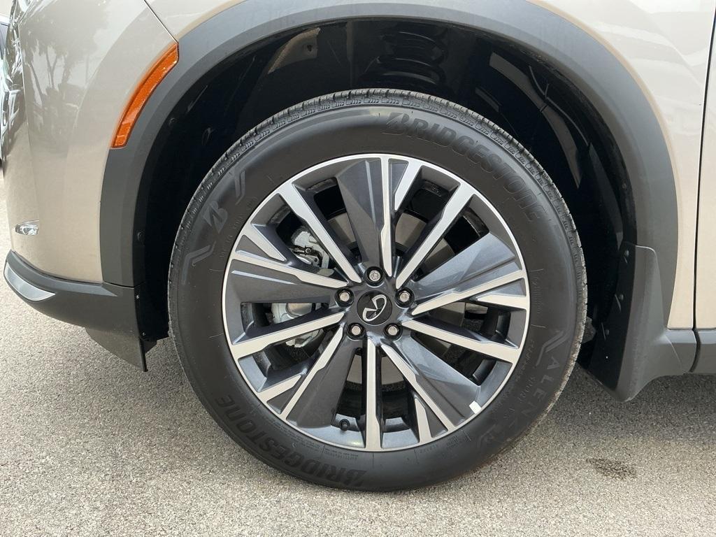 used 2026 INFINITI QX60 car, priced at $53,000