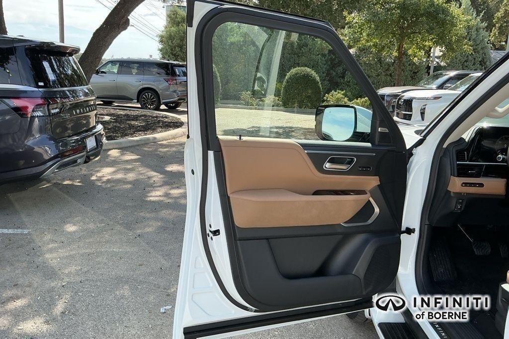 new 2026 INFINITI QX80 car, priced at $93,600