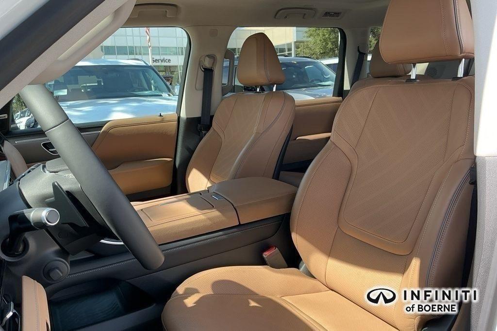 new 2026 INFINITI QX80 car, priced at $93,600