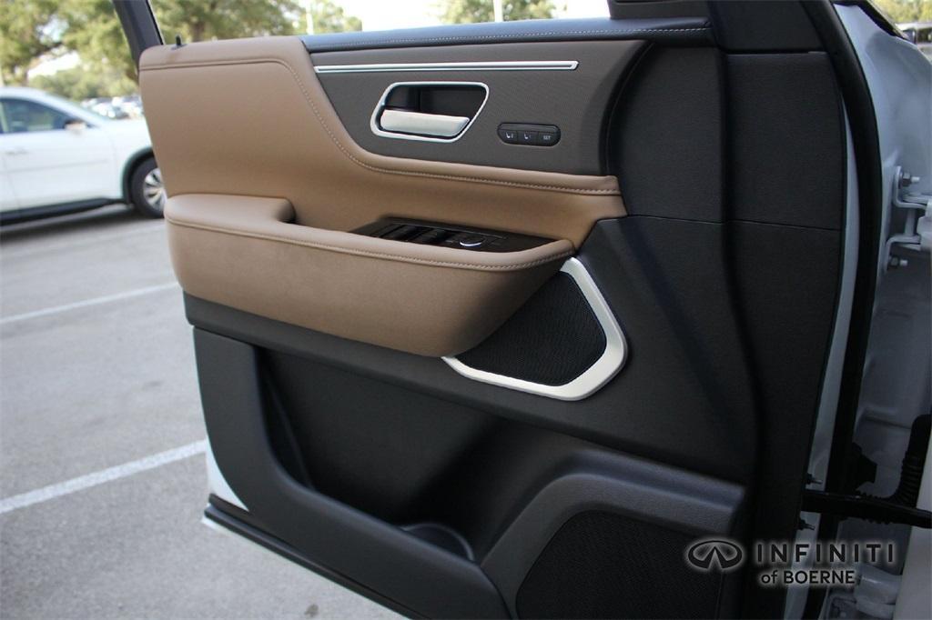 new 2026 INFINITI QX80 car, priced at $91,575