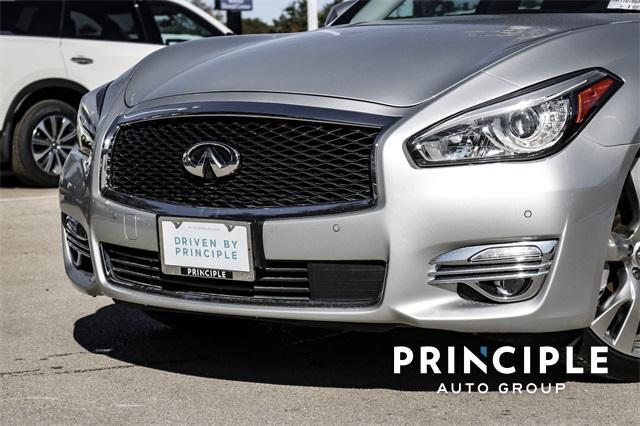 used 2017 INFINITI Q70L car, priced at $25,750