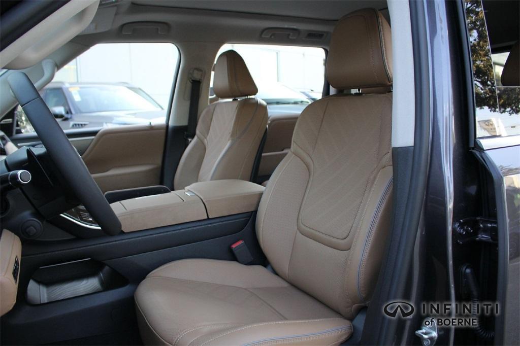 new 2026 INFINITI QX80 car, priced at $93,395