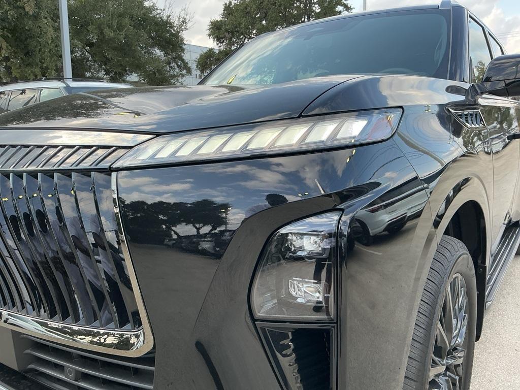 new 2026 INFINITI QX80 car, priced at $108,655