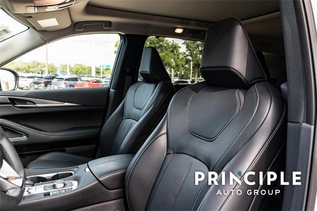 used 2025 INFINITI QX60 car, priced at $45,912