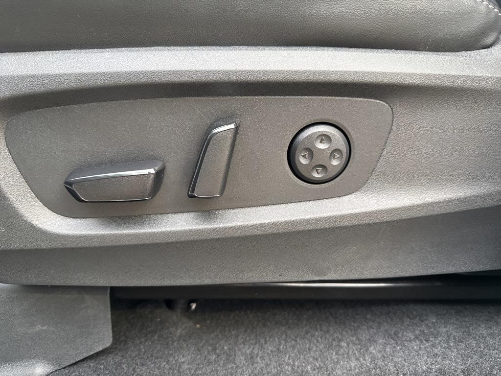 new 2026 INFINITI QX60 car, priced at $61,390