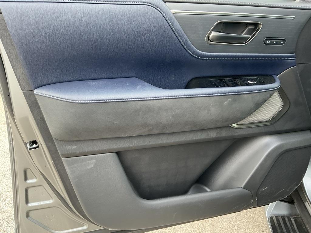 new 2026 INFINITI QX80 car, priced at $96,787