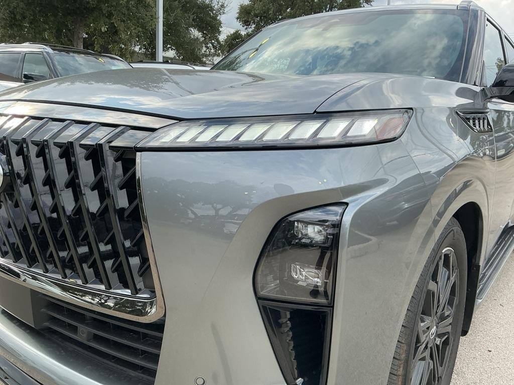 new 2026 INFINITI QX80 car, priced at $96,787