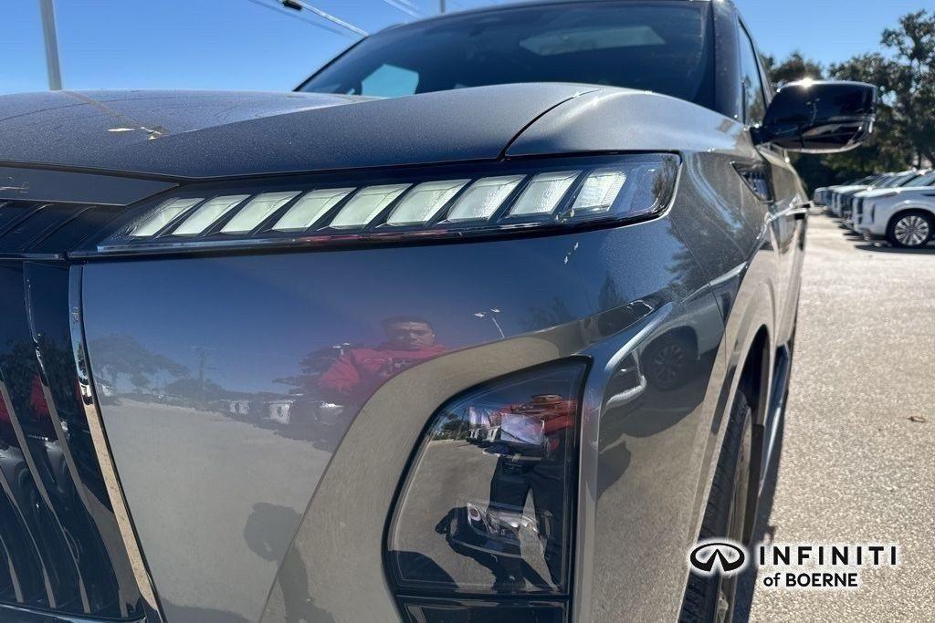 new 2026 INFINITI QX80 car, priced at $111,775