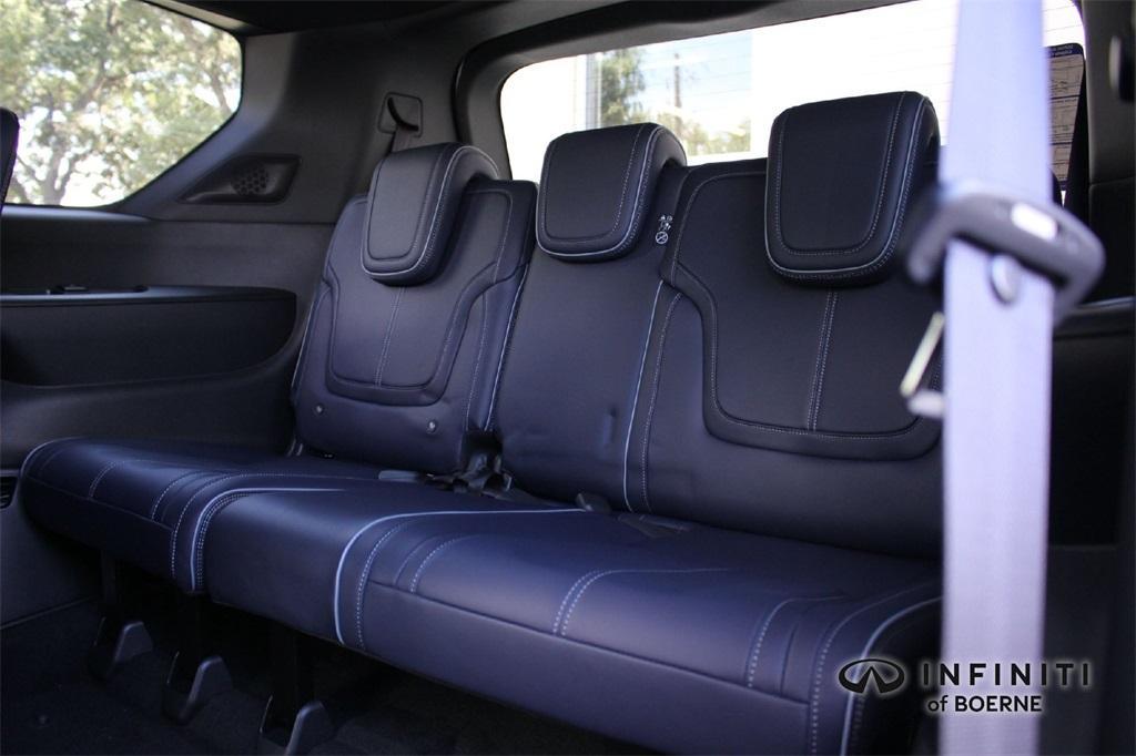 new 2026 INFINITI QX80 car, priced at $95,248