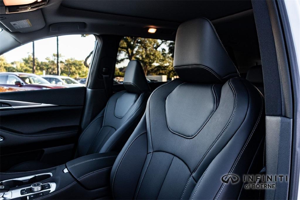 new 2026 INFINITI QX60 car, priced at $54,450