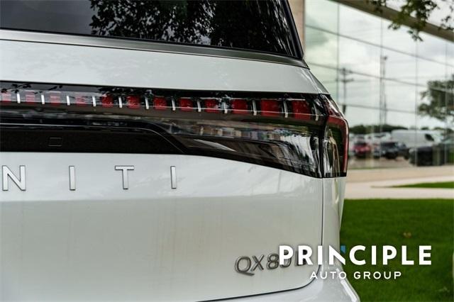 new 2025 INFINITI QX80 car, priced at $89,100