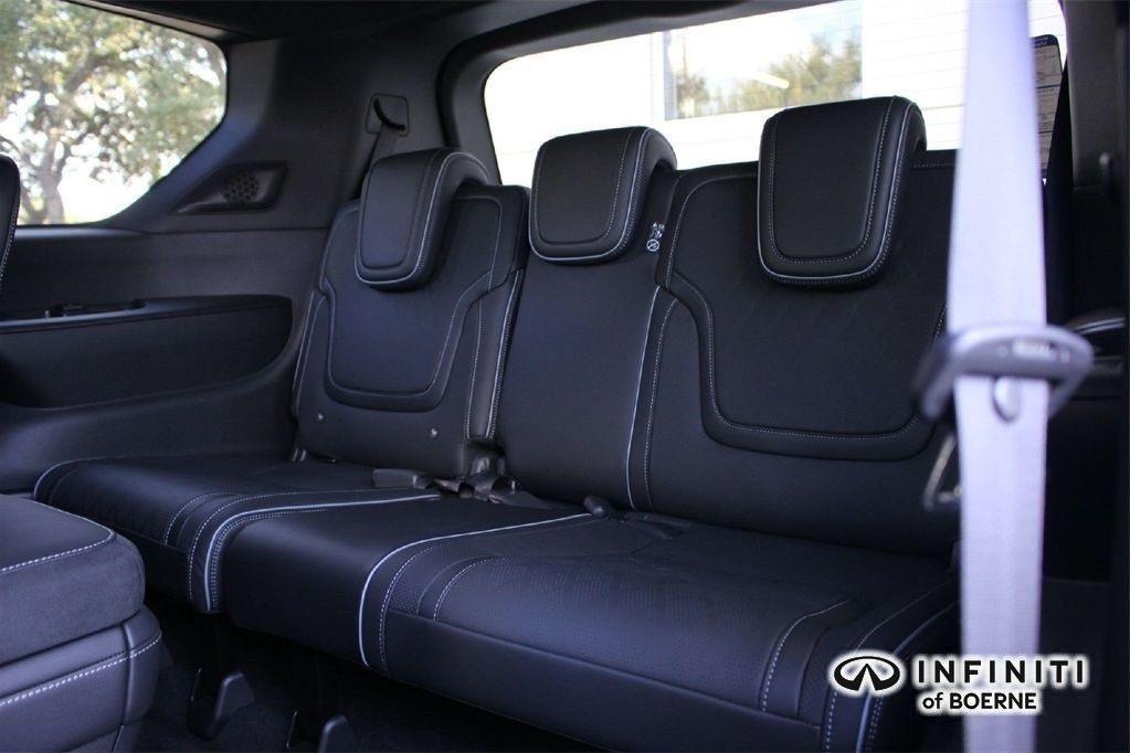 new 2026 INFINITI QX80 car, priced at $103,072