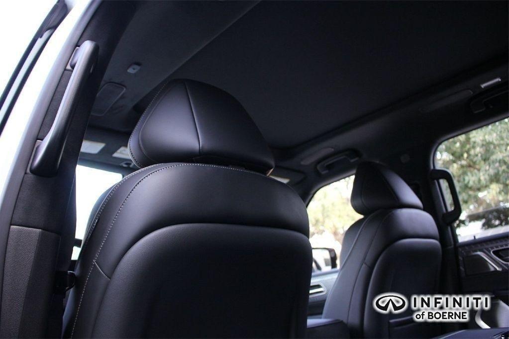 new 2026 INFINITI QX80 car, priced at $103,072