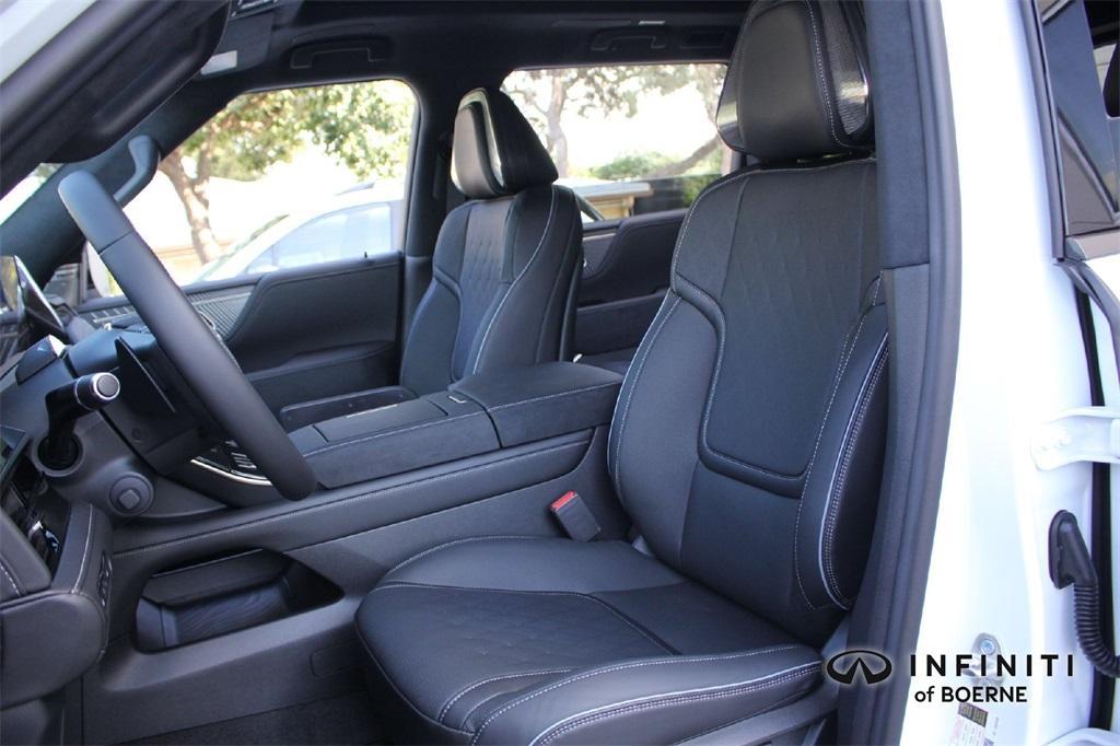 new 2026 INFINITI QX80 car, priced at $117,572