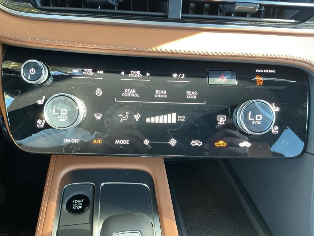 new 2026 INFINITI QX60 car, priced at $70,615