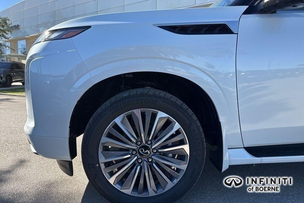 new 2026 INFINITI QX80 car, priced at $93,600