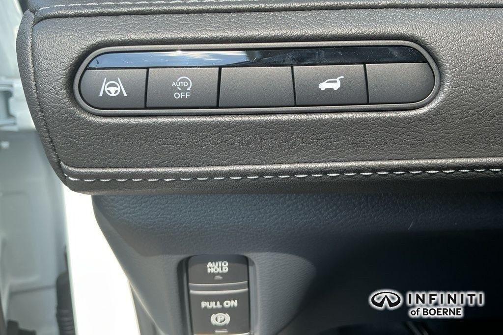 new 2026 INFINITI QX80 car, priced at $80,700