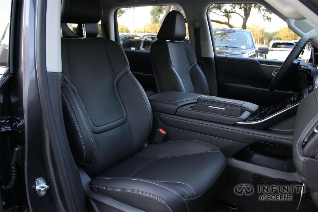 new 2026 INFINITI QX80 car, priced at $92,235