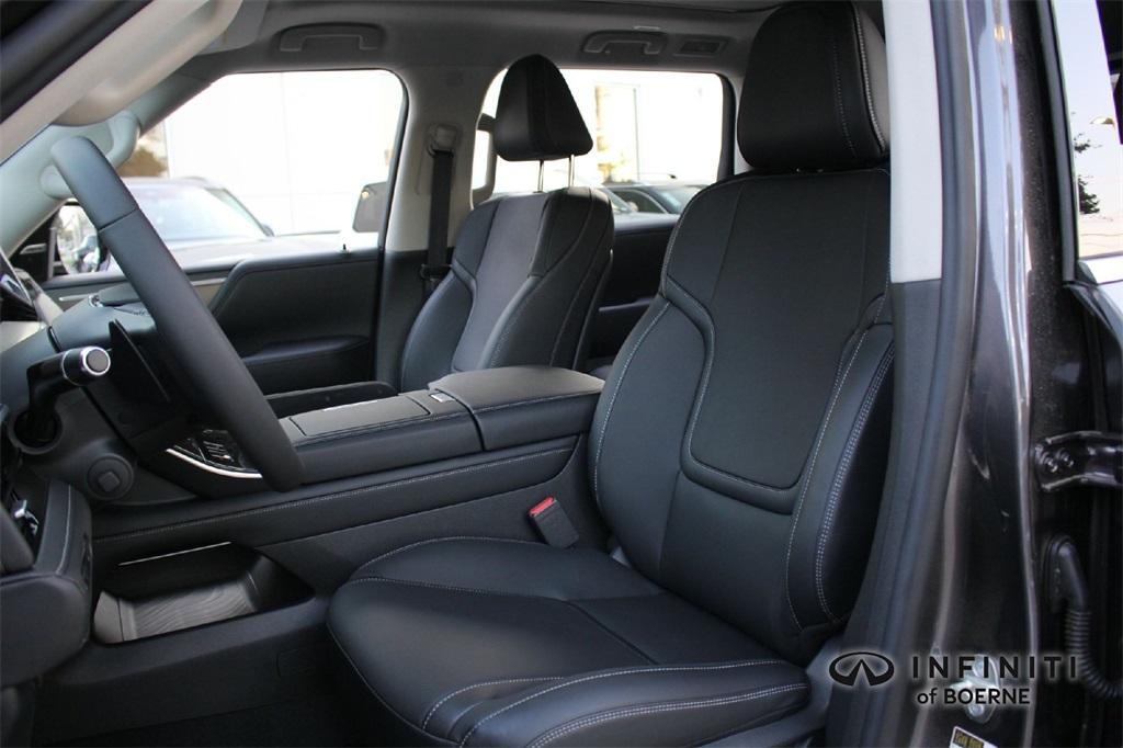 new 2026 INFINITI QX80 car, priced at $92,235