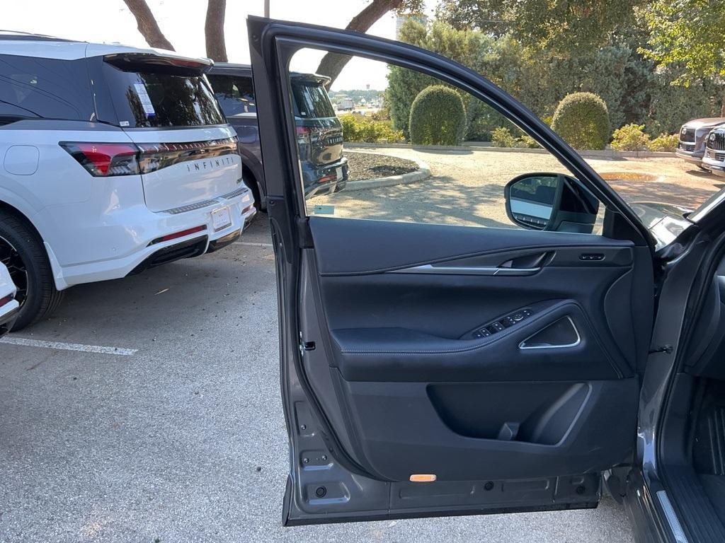 new 2026 INFINITI QX60 car, priced at $53,850