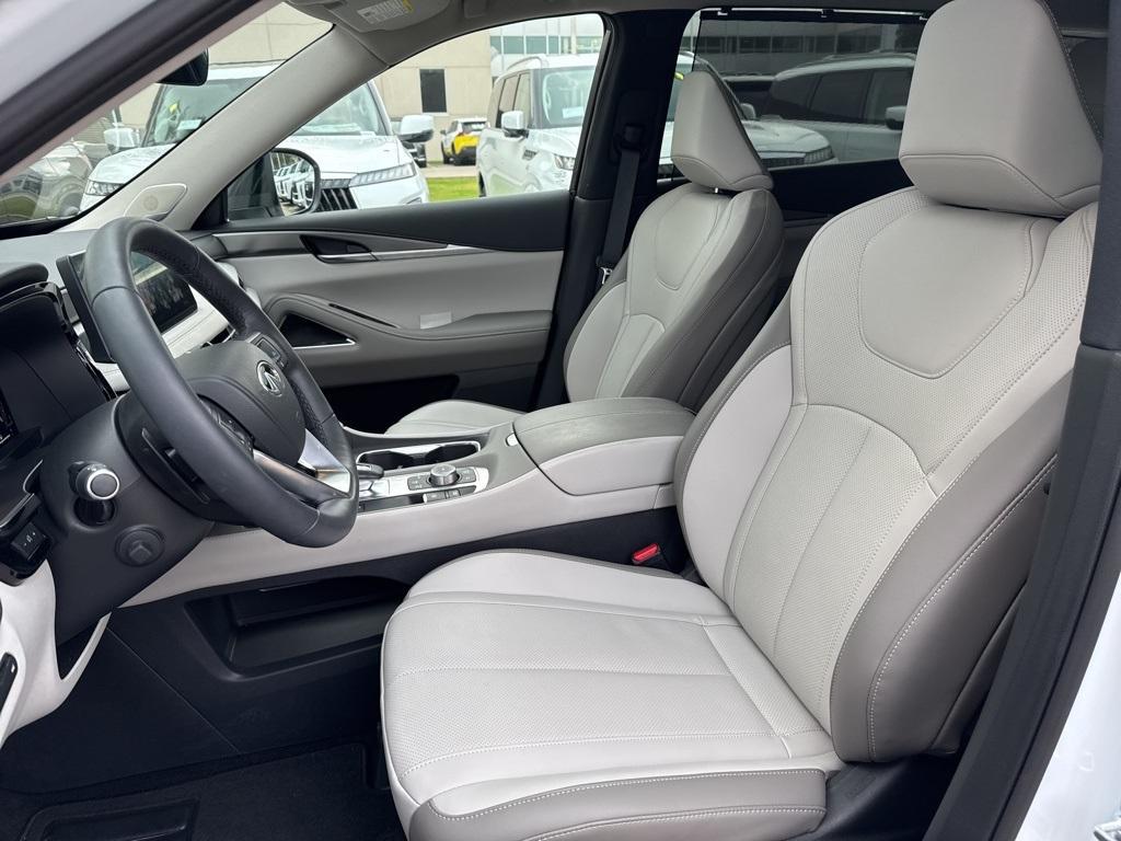 new 2026 INFINITI QX60 car, priced at $55,390