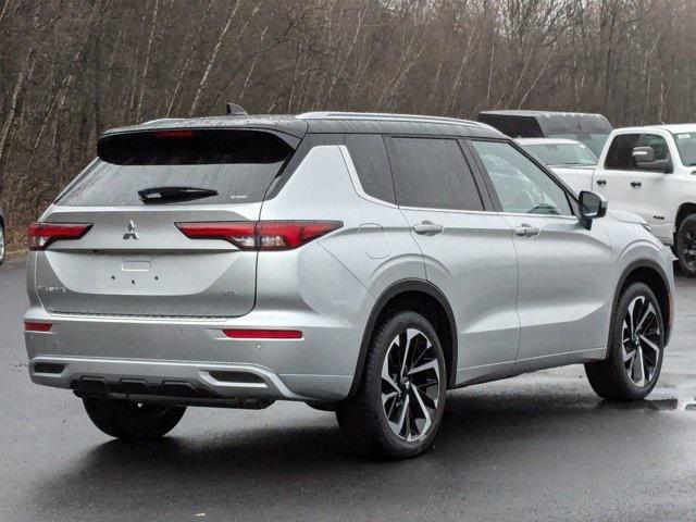 new 2024 Mitsubishi Outlander car, priced at $36,562