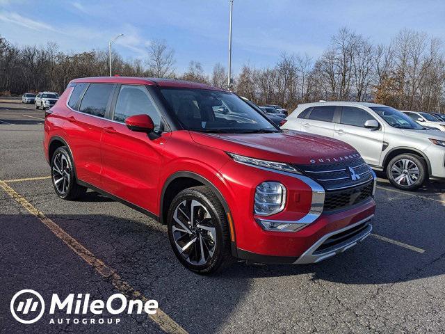 new 2024 Mitsubishi Outlander car, priced at $33,608