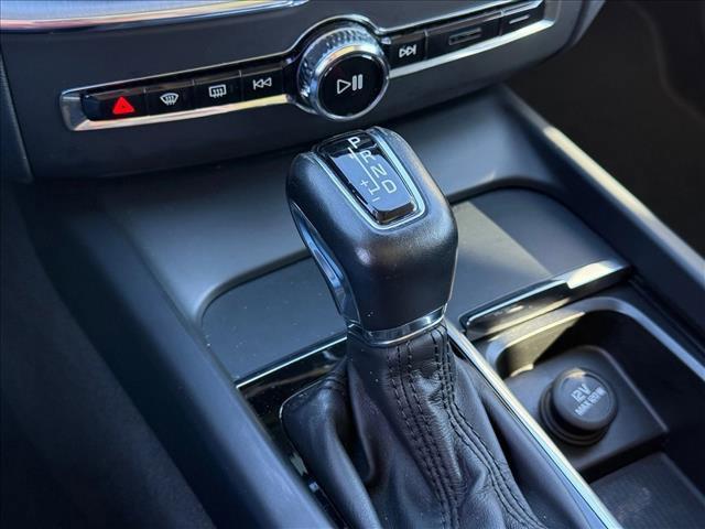 used 2020 Volvo XC60 car, priced at $21,999
